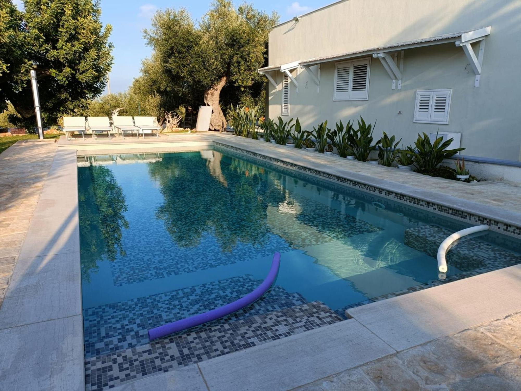 Il Vecchio Carrubo - Villa Con Piscina A Sfioro 마키아 디 몬테 외부 사진
